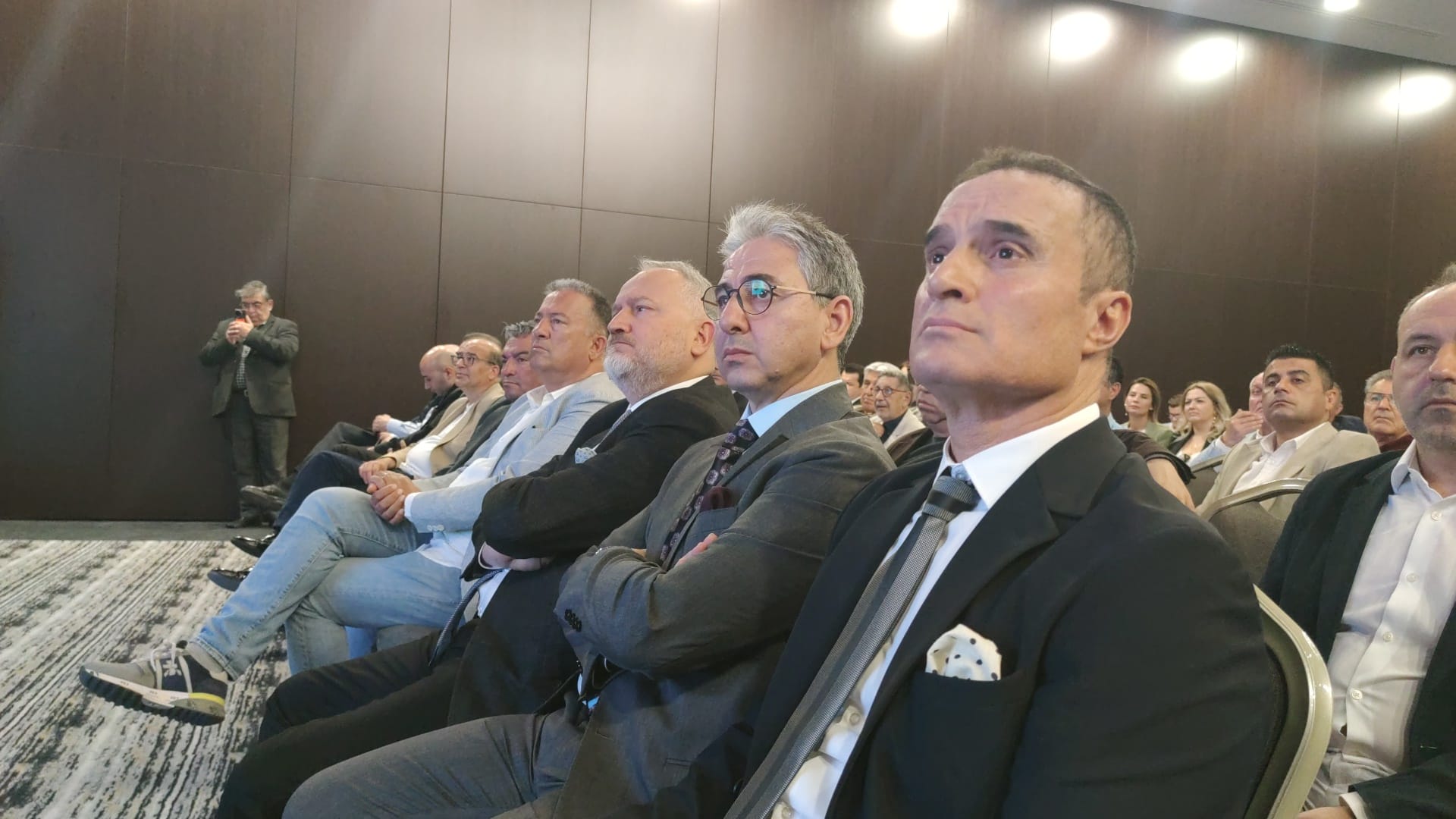 Antalya'da turizmciler sektörün geleceğini konuştu